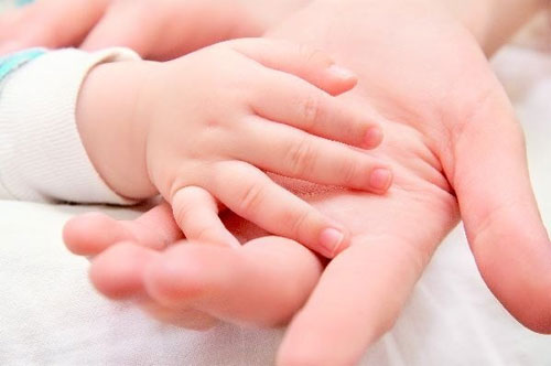Аллергия у малыша на руках